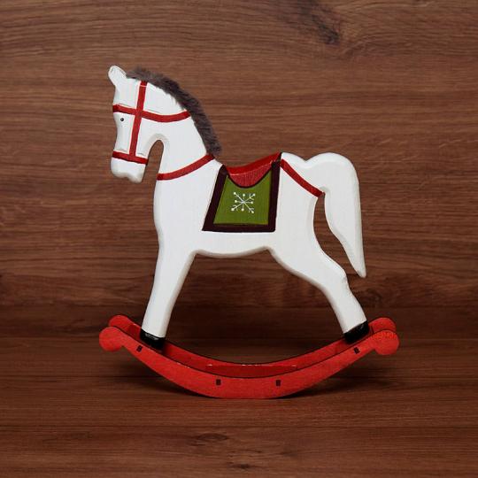 Деревянная фигурка 