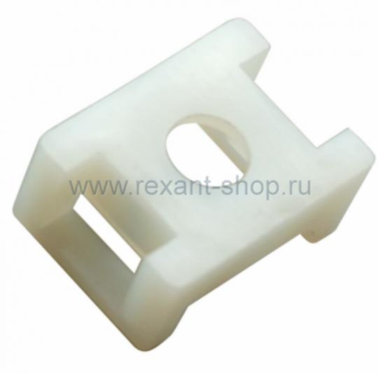 Площадка 22,2*16 для крепления стяжки белая Rexant 07-2102 (100шт)